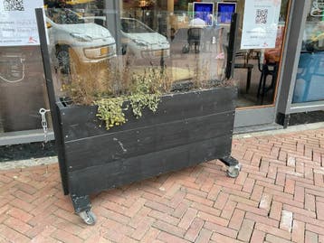 Online veiling: Houten plantenbakken op zwenkwielen (8, Nieuw