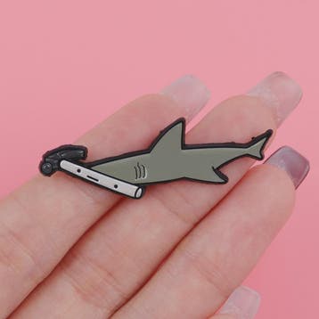 Grappige Haai Emaille Pin Broche - Unieke Accessoire voor Ru, Verzenden, Nieuw