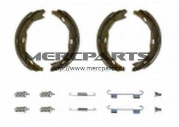 Remschoenenset handrem Mercedes-Benz C-klasse W204, Ophalen of Verzenden, Nieuw, Mercedes-Benz