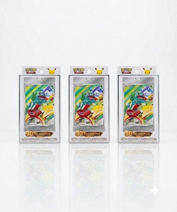 Pokémon - 3 Box - Pokemon 30th Celebration Original Partner, Hobby en Vrije tijd, Verzamelkaartspellen | Pokémon