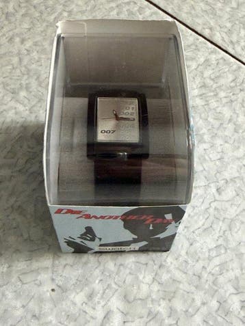 James Bond 007 - Swatch Turn Over 007 Die Another Day, Verzamelen, Nieuw