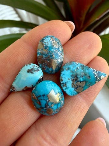 Turquoise Echt juweel! Topkleur Neishabour Turkoois, partij