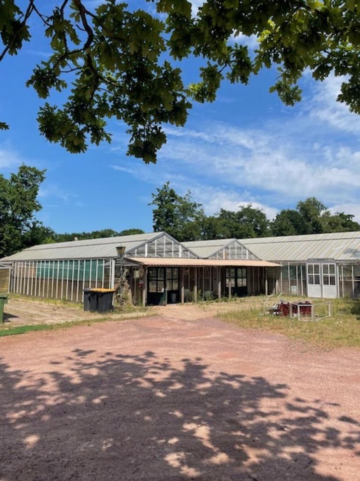 Kas met kopkas, Tuin en Terras, Kassen