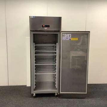 Witech koelkast 1-deurs 2/1GN PK-F0700,  700 LTR C-label, Witgoed en Apparatuur, Koelkasten en IJskasten, Ophalen of Verzenden