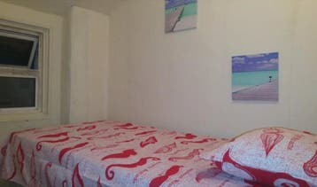 Te Huur Studio Noordeinde In Den Haag, Huizen en Kamers, Minder dan 20 m², Den Haag