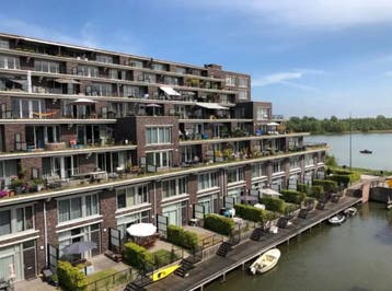 Te huur: Huis Hollandiagracht in Amsterdam, Noord-Holland, Amsterdam
