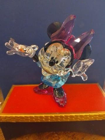Swarovski - Beeldje - Minnie Mouse - Colored Edition -
