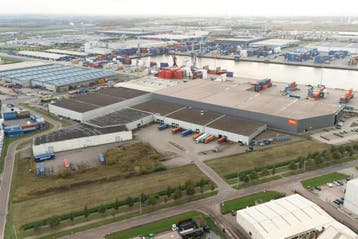 Bedrijfsruimte, Loods te huur Moerdijk Graanweg 15, Huur, Bedrijfsruimte