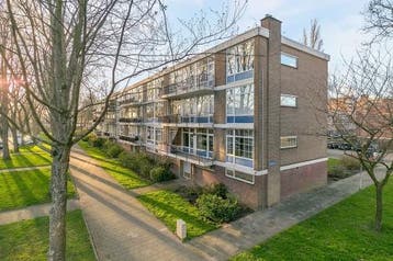 Te Huur 5 Kamer Appartement Schoonegge In Rotterdam, Huizen en Kamers, Rotterdam, Direct bij eigenaar, Appartement, Rotterdam
