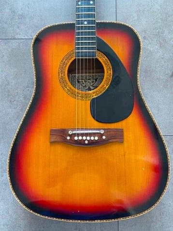 BIRD - Dreadnought Folk Gibson J45 style MIK - -, Muziek en Instrumenten, Nieuw