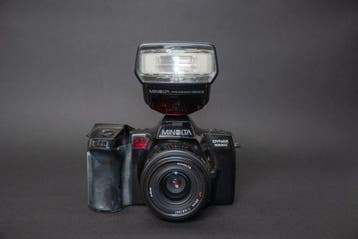 Minolta Dynax 7000i + 28mm + flash | Analoge camera, Audio, Tv en Foto, Fotocamera's Analoog, Nieuw