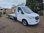 Oprijwagen huren | KM Vrij | Auto Transport | Auto Ambulance, Met chauffeur, Verhuiswagen of Bestelauto