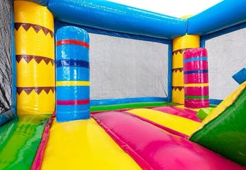 Te huur springkussen huren vanaf €80,00, Zo goed als nieuw, Overige