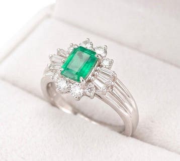 Trouwring Platina Smaragd - Diamant