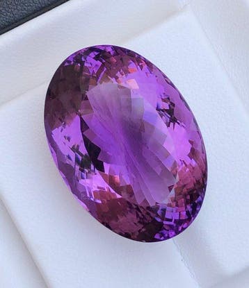 Zonder minimumprijs - 1 pcs Amethist - 71.00 ct -, Sieraden, Tassen en Uiterlijk, Edelstenen, Nieuw
