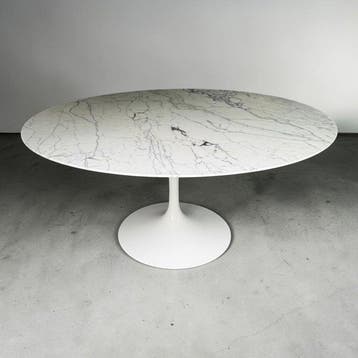 Knoll - Eero Saarinen - Tafel - tulp - Marmer