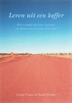 Leven uit een koffer 9789085396178 U. Visser, Verzenden, Zo goed als nieuw, U. Visser