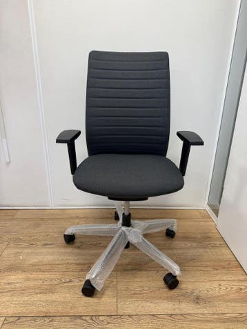 Aanbod Ergonomische Bureaustoelen -  (N)EN 1335, Verzenden, Zo goed als nieuw, Grijs, Bureaustoel