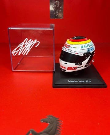 Ferrari - German GP 2019 - Limited Edition - Autographed -, Nieuw