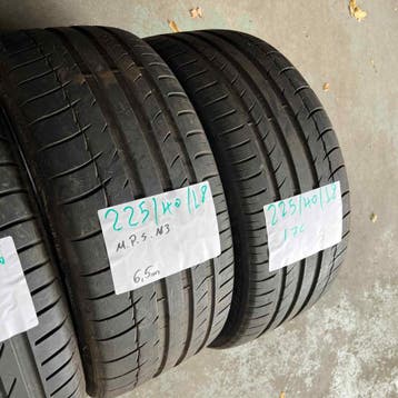 2 x Michelin 225-40-18 Zomerbanden 6,5mm, 18 inch, Gebruikt, Ophalen of Verzenden, Band(en)