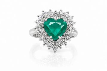 Ring - 18 karaat Witgoud - 3.70ct. tw. Smaragd - Diamant -, Nieuw