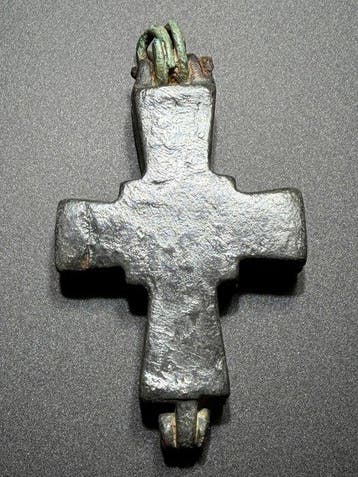 Byzantijns Brons Zeldzaam iconoclastisch reliekschrijn met