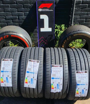 235/35r19 91Y XL Dot26 Nieuwe Banden Made in Europe, Nieuw, 235 mm, Band(en), Zomerbanden