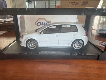 Otto Mobile 1:18 - Modelauto - VW Golf GTI Edition 30, Nieuw
