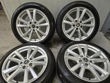 Volkswagen Transporter T5 T6 18 inch zomerbanden Pirelli, Auto-onderdelen, Banden en Velgen, 18 inch, 245 mm, Banden en Velgen
