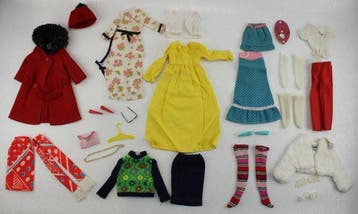 Mattel - Barbiepop Lot of Barbie / Frankie / Skipper /