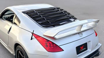 X-Form Achter Window Louvers Glanzend Zwart Nissan 350Z, Achterklep, Nieuw, Ophalen of Verzenden, Achter