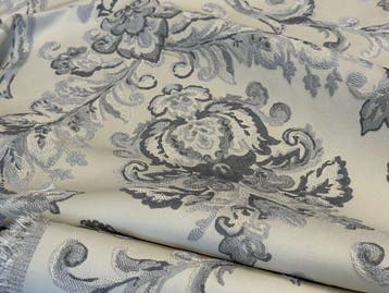 Exclusieve lampasso-stof GCFabrics – Damastpatroon Grijs