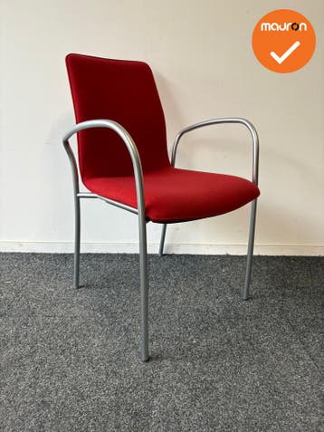 Kusch & Co Ona Plaza - Vergaderstoel Rood Gestoffeerd - Vier, Vergader- of Presentatieruimte, Ophalen of Verzenden, Gebruikt, Stoel