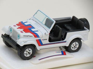 Burago 9103 Laredo Jeep CJ5 1:24 (GSdcc, Personen), Ophalen of Verzenden, Nieuw