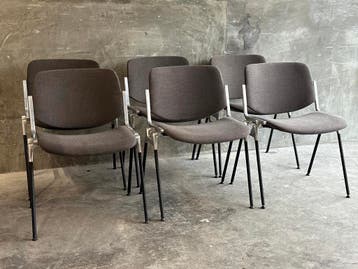 (40st) Castelli DSC 106 stoelen, Giancarlo Piretti - Grijs, Zo goed als nieuw, Grijs, Stof, Vijf, Zes of meer stoelen