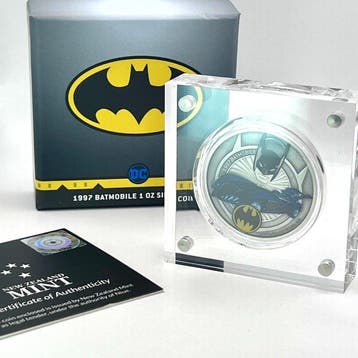 Niue. 2 Dollars 2021 – DC Comics Batmobile – 1997 Batmobile