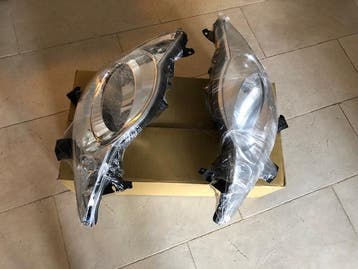 set nieuwe koplampen Peugeot 107 2005 t/m 2012., Auto-onderdelen, Verlichting, Ophalen of Verzenden, Nieuw, Peugeot