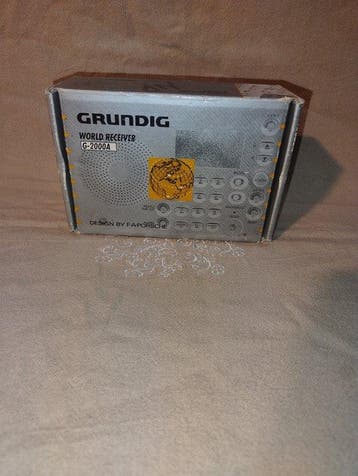 Grundig F.A. Porsche - G-2000A Draagbare radio, Nieuw