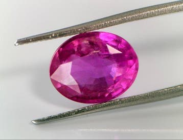 Roze, Paars Saffier - 3.99 ct - Gem research Swiss Lab (GRS), Nieuw