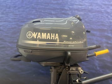 Yamaha 4 pk buitenboordmotor, Minder dan 5 pk, Viertaktmotor, Ophalen of Verzenden, Zo goed als nieuw