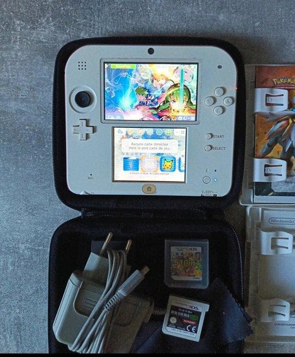 Nintendo - 2DS - Nintendo 2ds avec pack complet en excellent, Spelcomputers en Games, Spelcomputers | Overige Accessoires