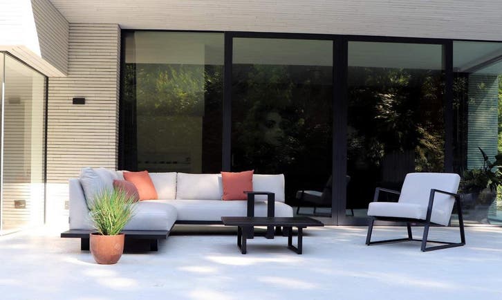 Flow. Emerald platform loungebank graumel chalk SALE |, Tuin en Terras, Tuinsets en Loungesets, Ophalen of Verzenden