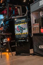 55” interactieve schermen huren – luxe eyecatcher, Nieuw