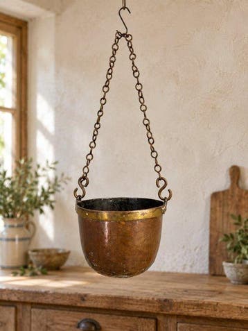 19e-eeuwse koperen kookpot met ophangketting – doorleefde, Antiek en Kunst