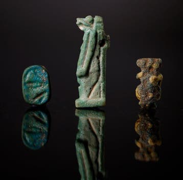 Oud-Egypte Taweret, Bes en scarabee-amuletten - 3.5 cm