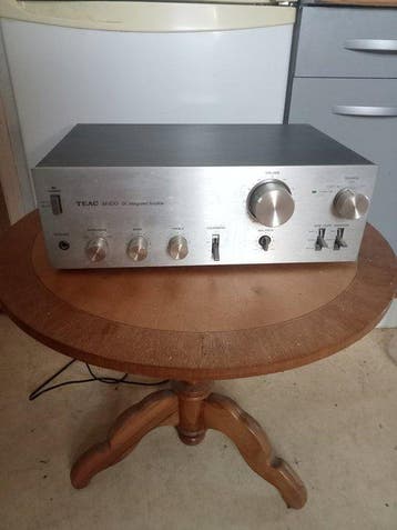 TEAC - BX-300 Solid state geïntegreerde versterker, Nieuw