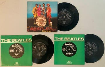 Beatles - 3 x 7” Vinyl - includes 2x promo/demo Not For, Cd's en Dvd's, Nieuw in verpakking
