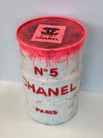 Rob VanMore - Chucky kills Chanel Barrel