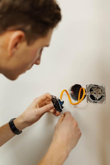 UTP wandcontactdoos installatie