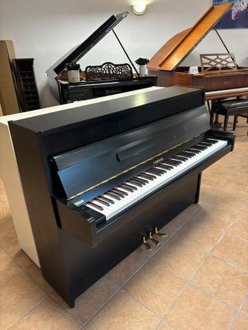 Yamaha piano M-104 - Mooie handzame piano!, Muziek en Instrumenten, Piano's, Verzenden, Zo goed als nieuw, Zwart, Piano